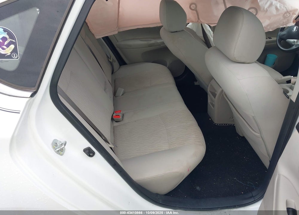 2015 NISSAN SENTRA SV VIN: 3N1AB7AP1FL687569