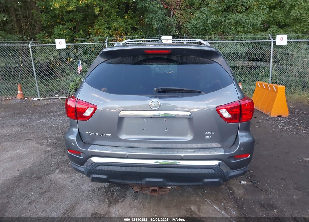 2017 NISSAN PATHFINDER SL VIN: 5N1DR2MM3HC910408