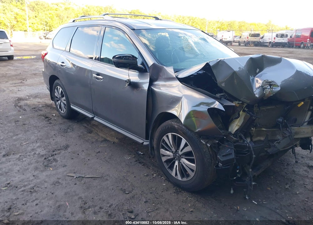 2017 NISSAN PATHFINDER SL VIN: 5N1DR2MM3HC910408