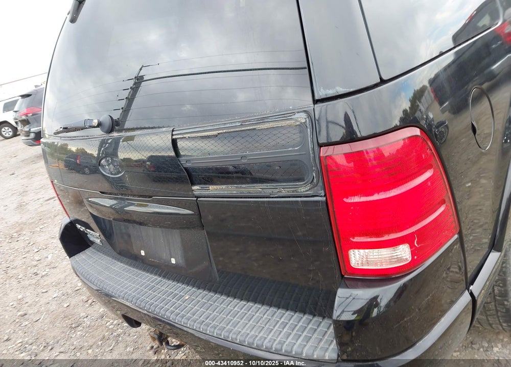 2002 FORD EXPLORER LIMITED VIN: 1FMDU75E62UC39983