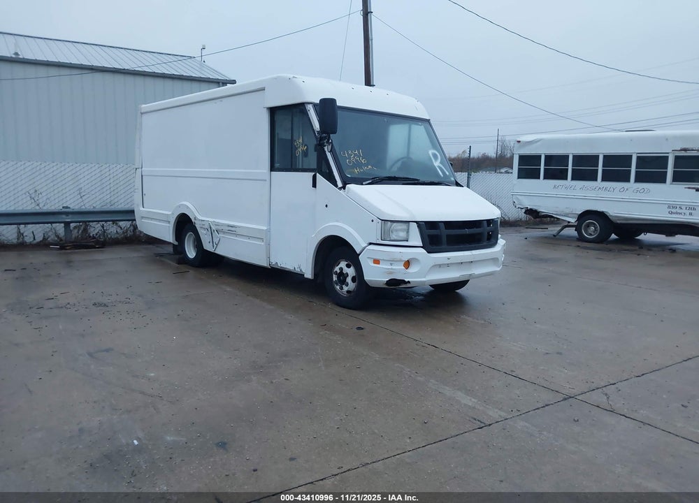 2014 ISUZU COMMERCIAL VAN VIN: JALB4T179E7W00135