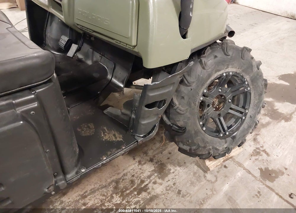 2008 POLARIS RANGER CREW VIN: 4XAWH68A882696617