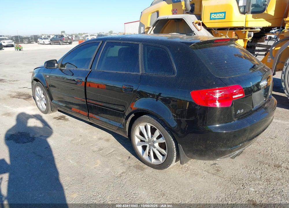 2012 AUDI A3 VIN: WAUBEAFM7CA087997