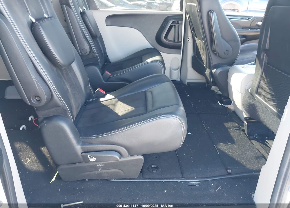 2019 DODGE GRAND CARAVAN VIN: 2C4RDGCG5KR774556