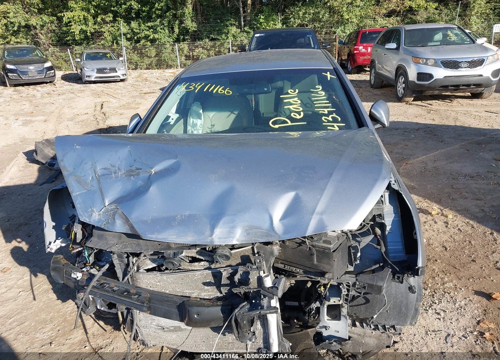 2015 HYUNDAI SONATA VIN: 5NPE34AF4FH230238