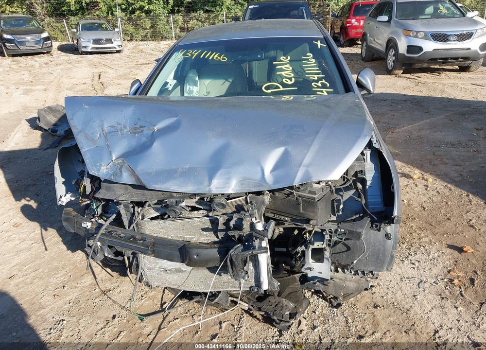 2015 HYUNDAI SONATA VIN: 5NPE34AF4FH230238