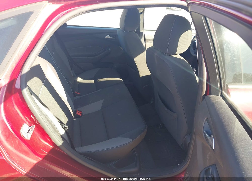 2013 FORD FOCUS VIN: 1FADP3F27DL187870