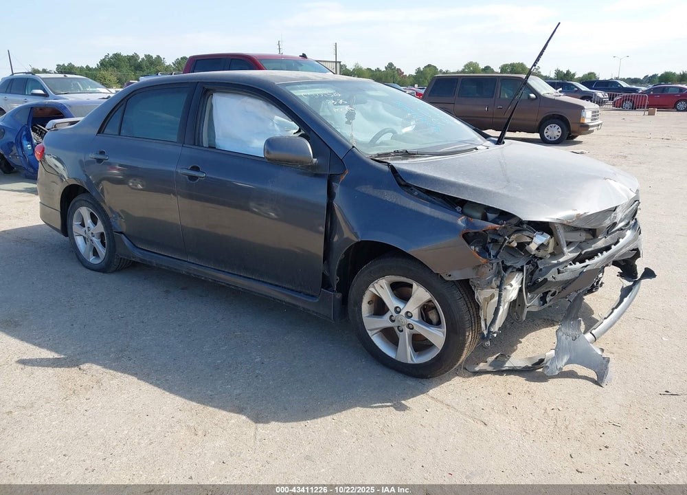 2013 TOYOTA COROLLA S VIN: 5YFBU4EE1DP220185