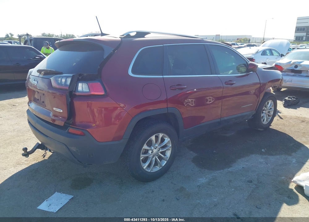 2019 JEEP CHEROKEE LATITUDE 4X4 VIN: 1C4PJMCB3KD387008