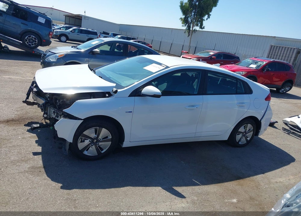 2019 HYUNDAI IONIQ HYBRID BLUE VIN: KMHC65LC2KU139391