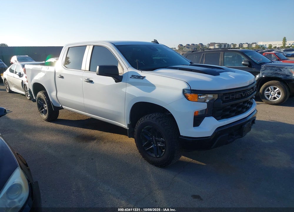 2025 CHEVROLET SILVERADO 1500 4WD SHORT BED CUSTOM TRAIL BOSS VIN: 3GCPKCEK9SG134363