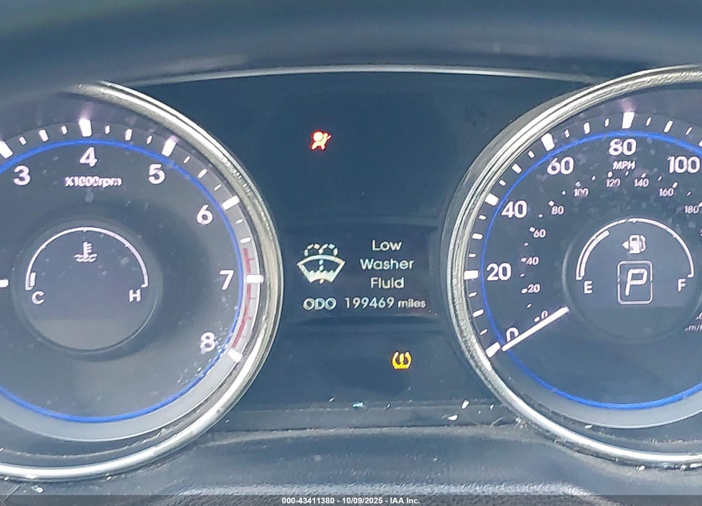 2011 HYUNDAI SONATA SE VIN: 5NPEC4AC3BH263506
