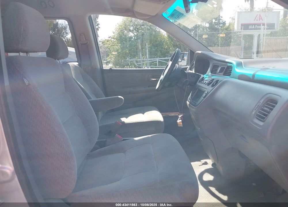 2002 HONDA ODYSSEY VIN: 5FNRL18542B056208