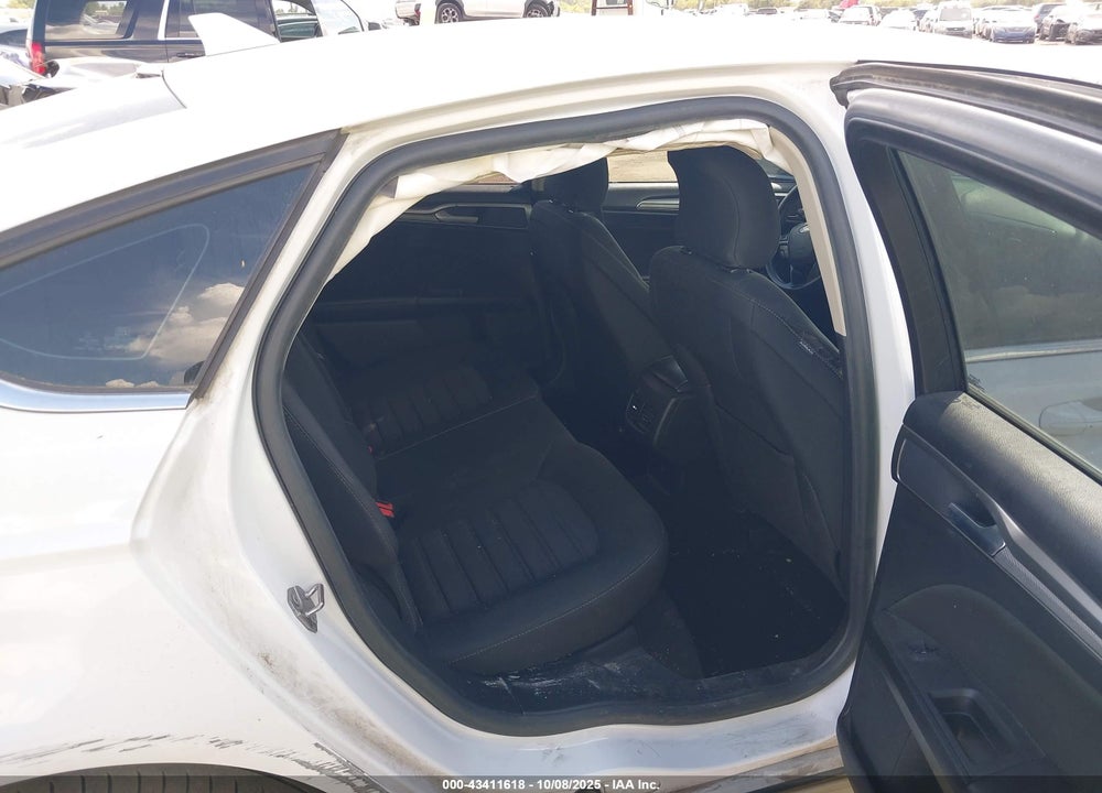 2019 FORD FUSION SE VIN: 3FA6P0H75KR123390
