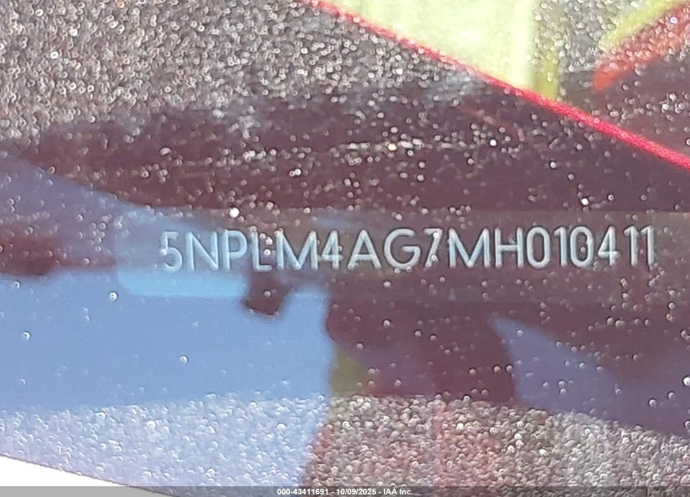 2021 HYUNDAI ELANTRA VIN: 5NPLM4AG7MH010411