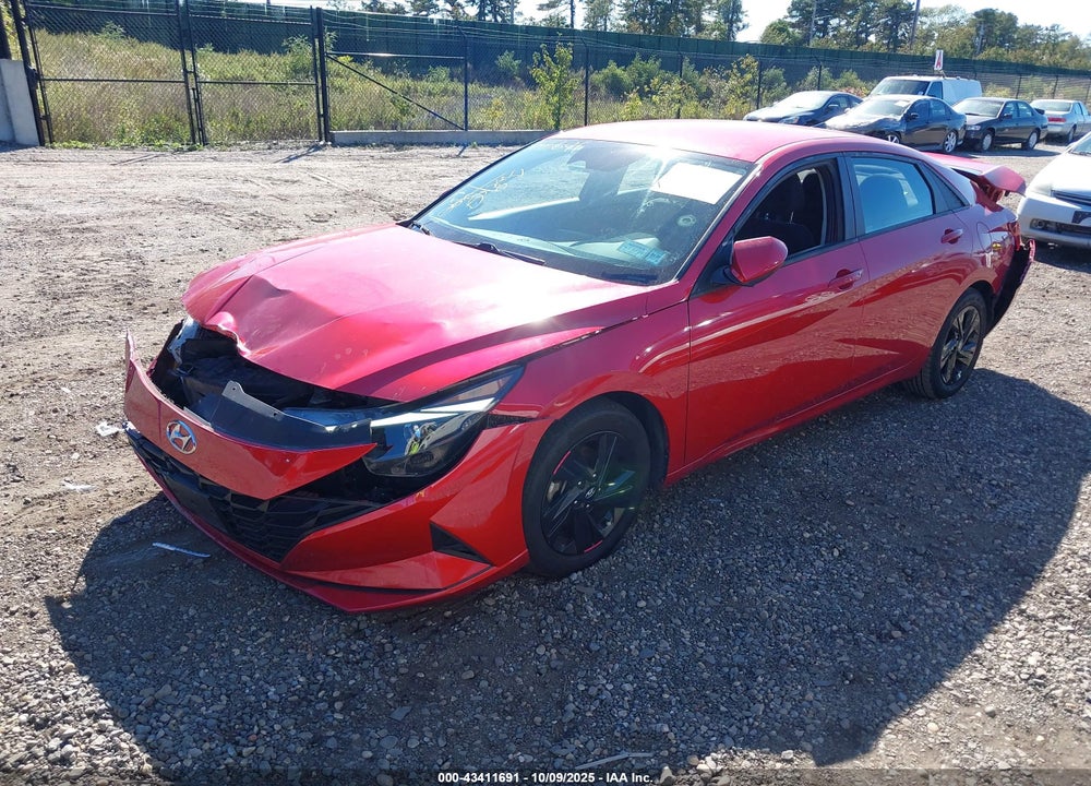 2021 HYUNDAI ELANTRA VIN: 5NPLM4AG7MH010411