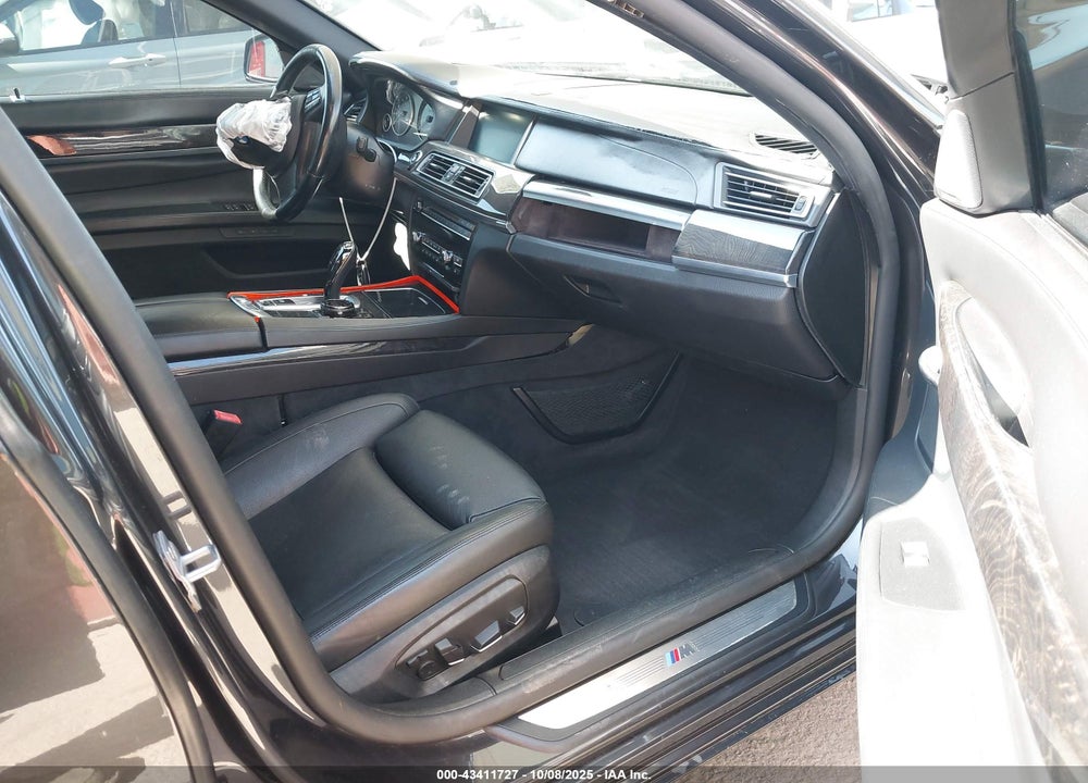 2014 BMW ALPINA B7 VIN: WBAYE8C58ED134844