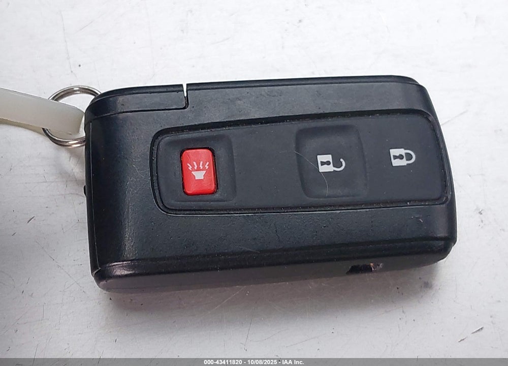 2007 TOYOTA PRIUS VIN: JTDKB20U577658156