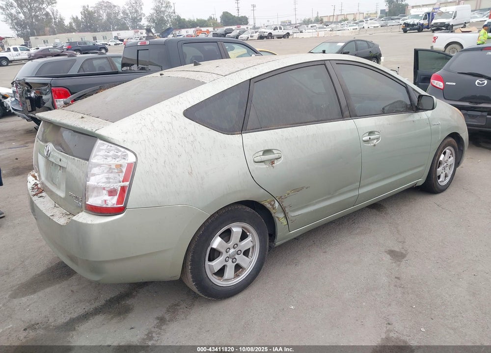 2007 TOYOTA PRIUS VIN: JTDKB20U577658156