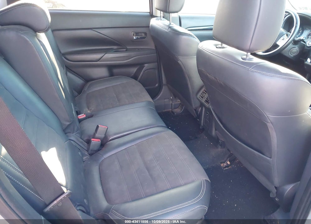 2019 MITSUBISHI OUTLANDER VIN: JA4AZ3A30KZ041841