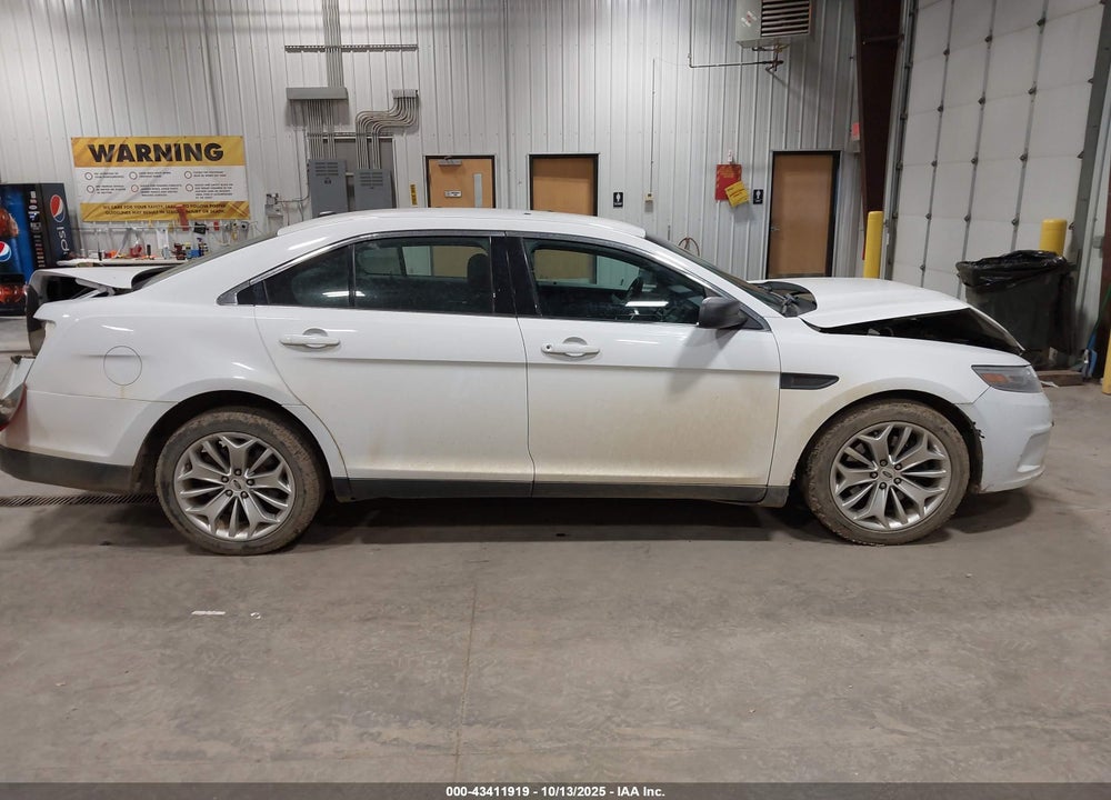 2013 FORD POLICE INTERCEPTOR VIN: 1FAHP2MT4DG108137