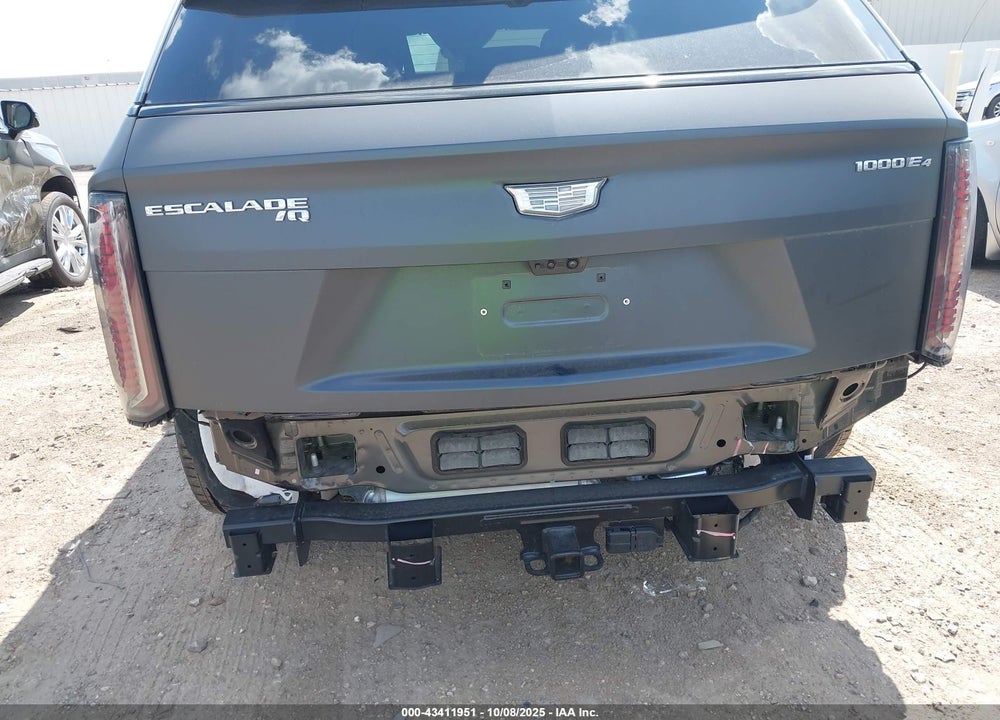 2025 CADILLAC ESCALADE IQ VIN: 1GYTEEKL5SU100684