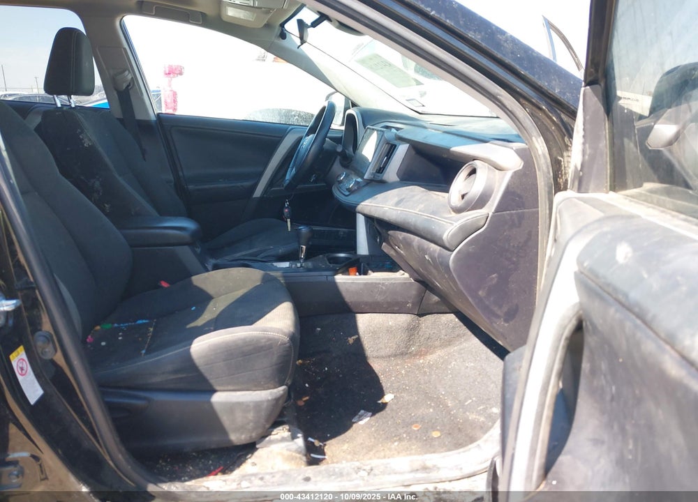 2017 TOYOTA RAV4 XLE VIN: 2T3WFREV7HW317413