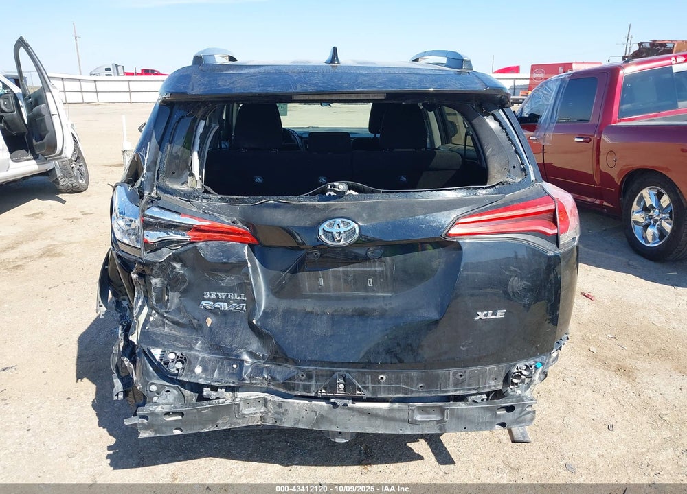 2017 TOYOTA RAV4 XLE VIN: 2T3WFREV7HW317413