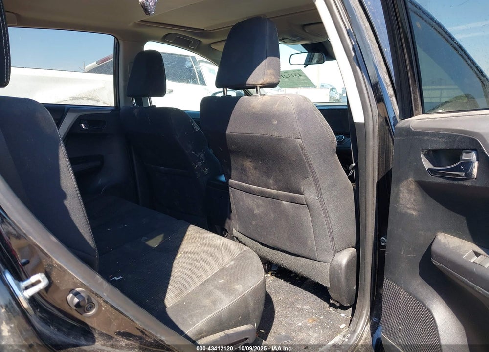 2017 TOYOTA RAV4 XLE VIN: 2T3WFREV7HW317413