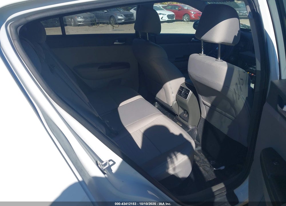 2017 KIA SPORTAGE LX VIN: KNDPMCAC0H7172108