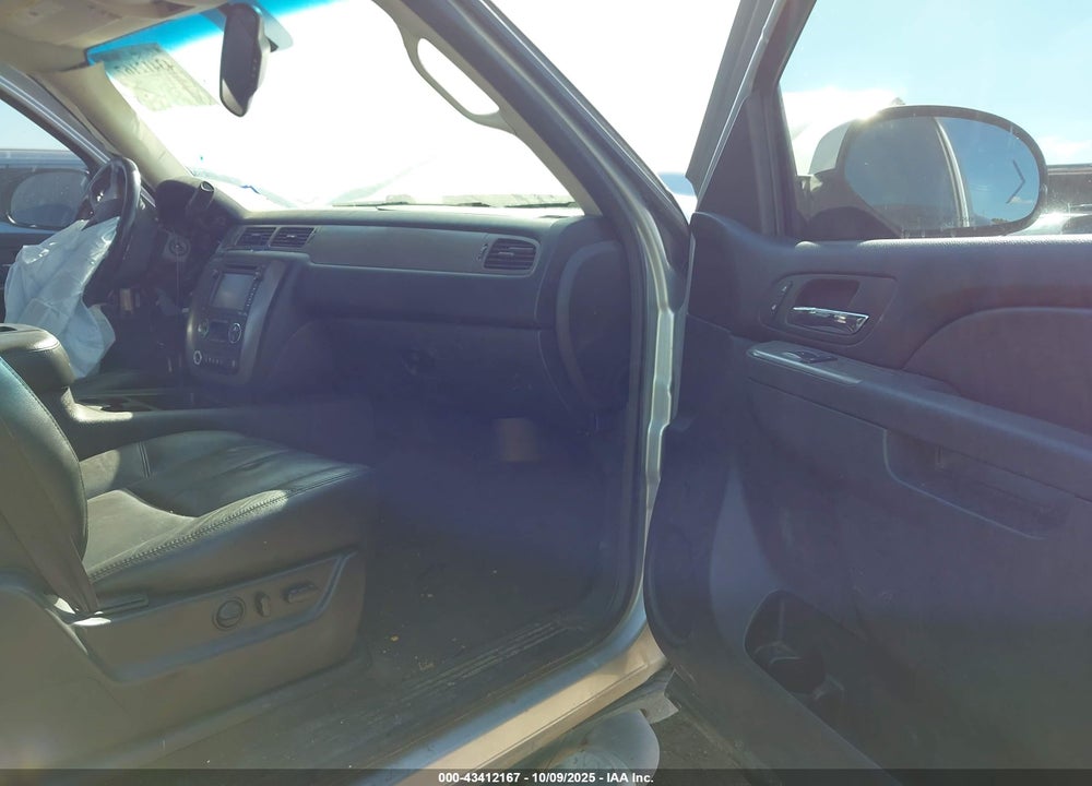 2012 CHEVROLET TAHOE VIN: 1GNSCBE01CR173389
