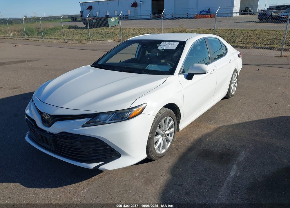 2019 TOYOTA CAMRY LE VIN: 4T1B11HK2KU796047