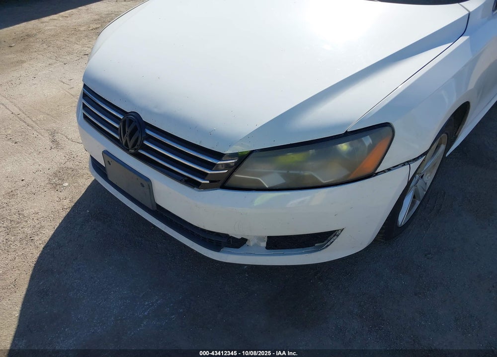 2013 VOLKSWAGEN PASSAT VIN: 1VWBH7A37DC085262