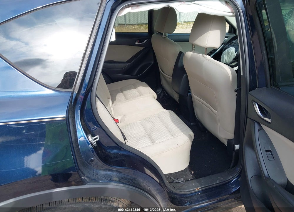 2016 MAZDA CX-5 VIN: JM3KE4CY0G0744184