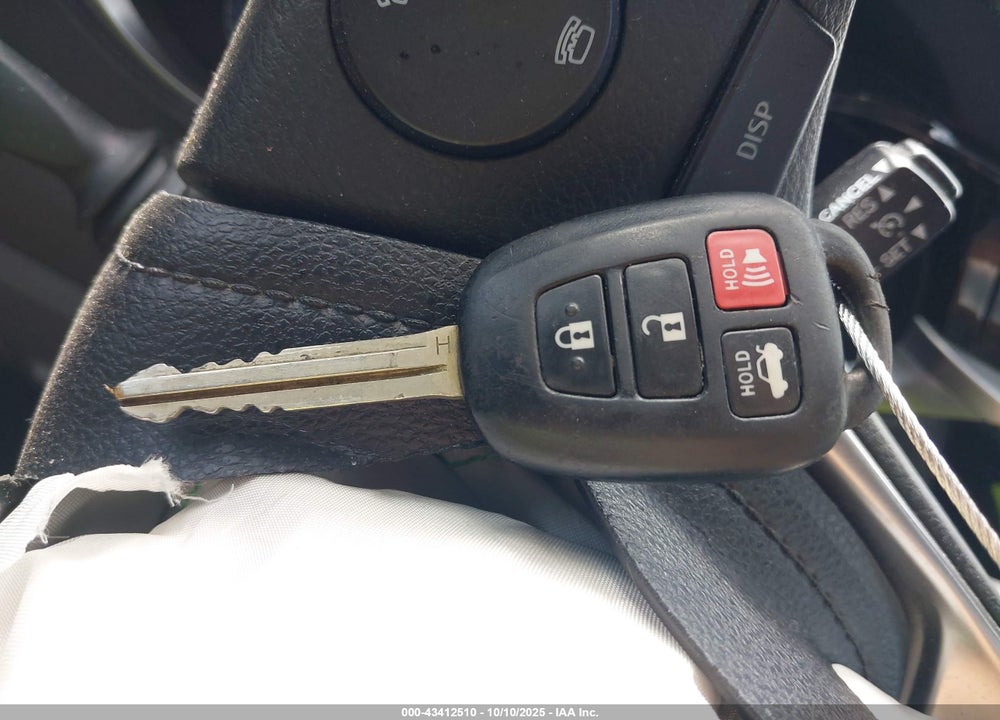 2015 TOYOTA COROLLA S PLUS VIN: 5YFBURHE9FP317596