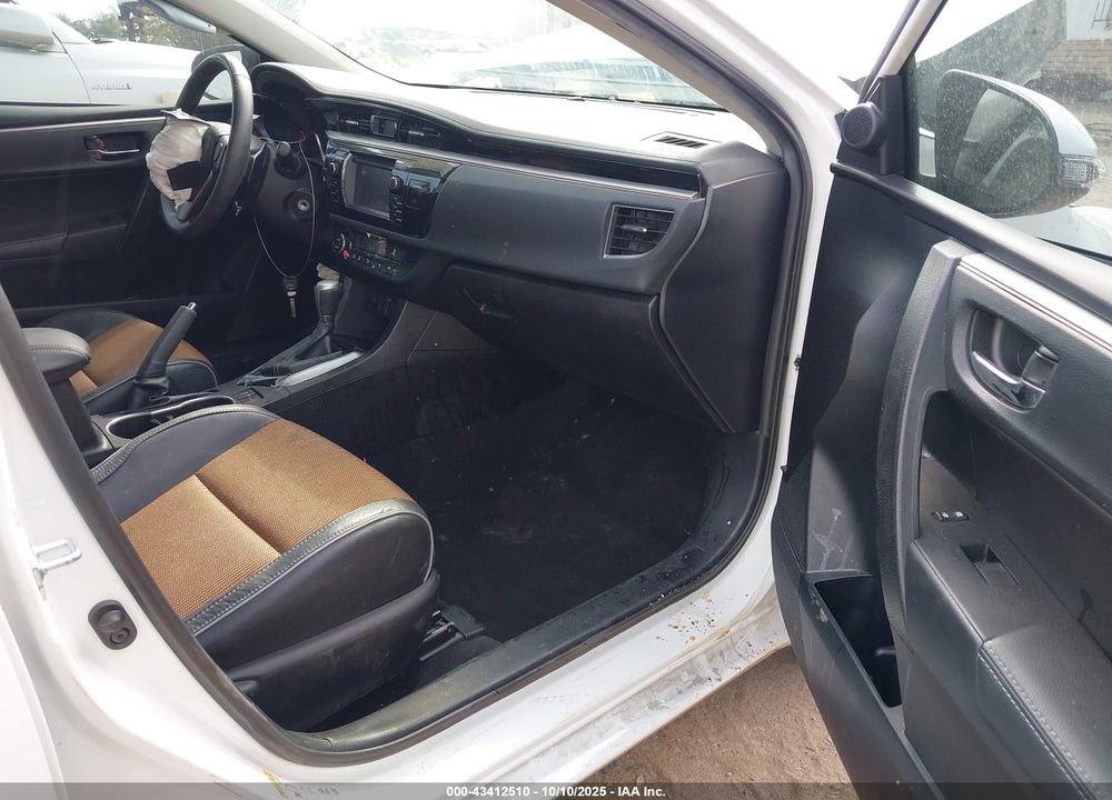 2015 TOYOTA COROLLA S PLUS VIN: 5YFBURHE9FP317596