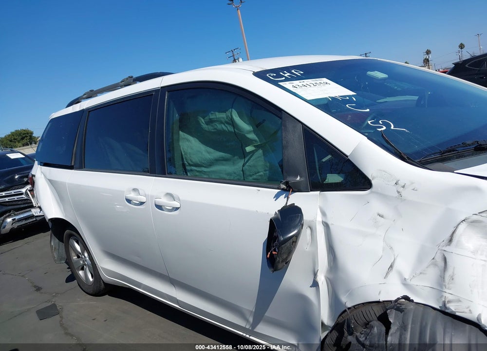 2016 TOYOTA SIENNA LE 8 PASSENGER VIN: 5TDKK3DC0GS717160