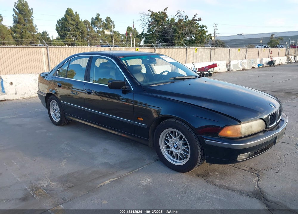 2000 BMW 528I VIN: WBADM5340YBY18231