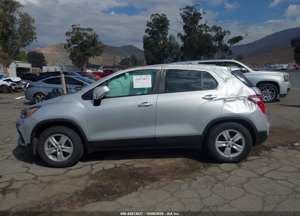 2022 CHEVROLET TRAX VIN: KL7CJKSM3NB525438