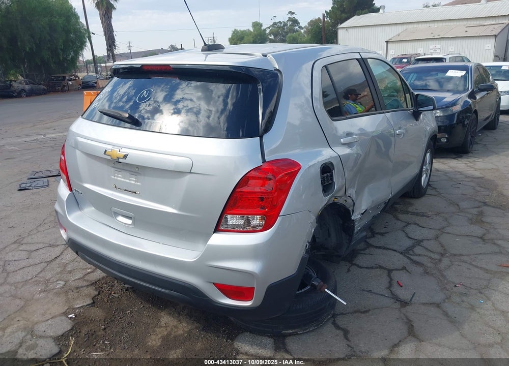2022 CHEVROLET TRAX VIN: KL7CJKSM3NB525438
