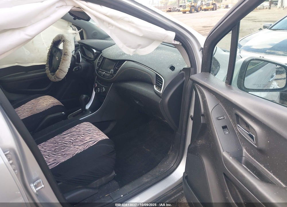 2022 CHEVROLET TRAX VIN: KL7CJKSM3NB525438