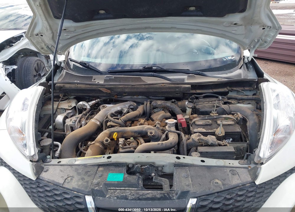 2012 NISSAN JUKE VIN: JN8AF5MR7CT105330