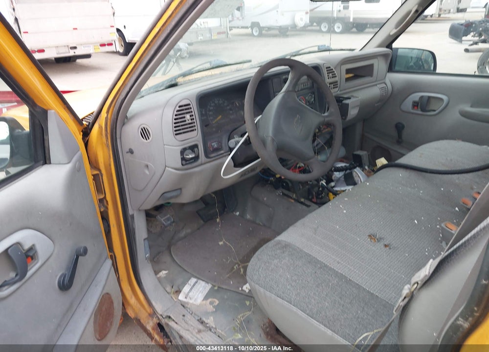 2000 CHEVROLET K2500 VIN: 1GCGK24R2YF424026