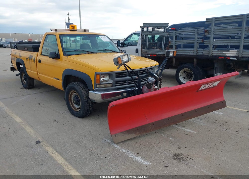 2000 CHEVROLET K2500 VIN: 1GCGK24R2YF424026