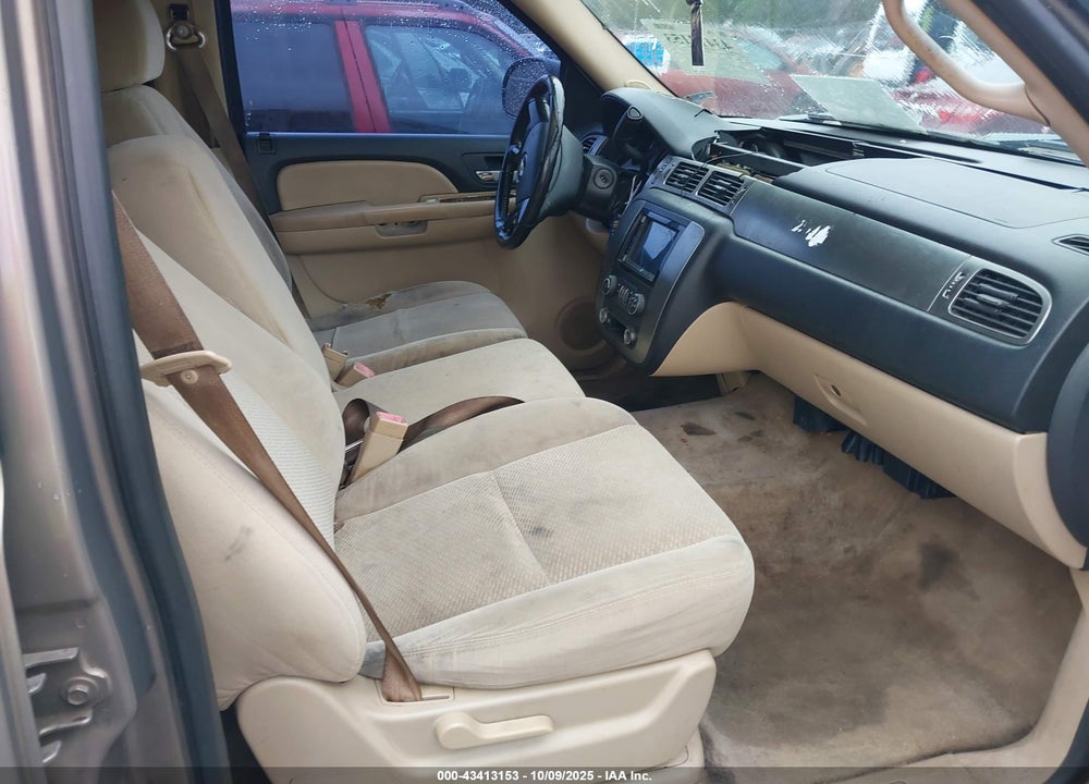 2007 CHEVROLET SUBURBAN 1500 LS VIN: 1GNFC160X7R232116