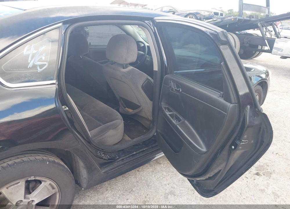 2011 CHEVROLET IMPALA LT VIN: 2G1WG5EK5B1277370