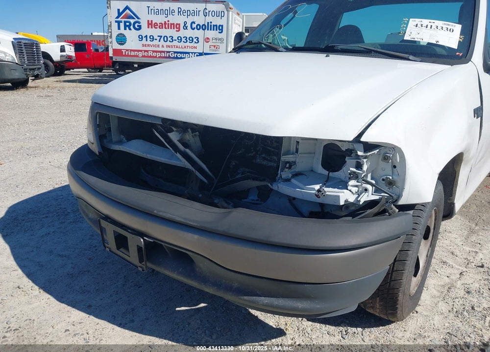 2002 FORD F-150 VIN: 1FTRF17262NB97443