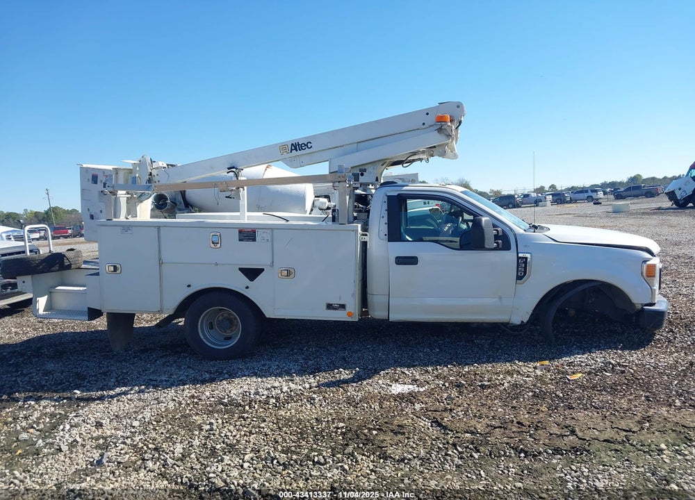 2020 FORD F-350 CHASSIS VIN: 1FDRF3G61LEE22038