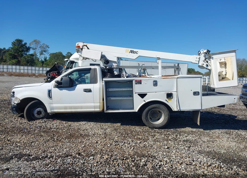 2020 FORD F-350 CHASSIS VIN: 1FDRF3G61LEE22038
