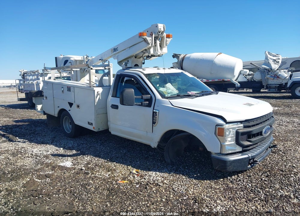 2020 FORD F-350 CHASSIS VIN: 1FDRF3G61LEE22038